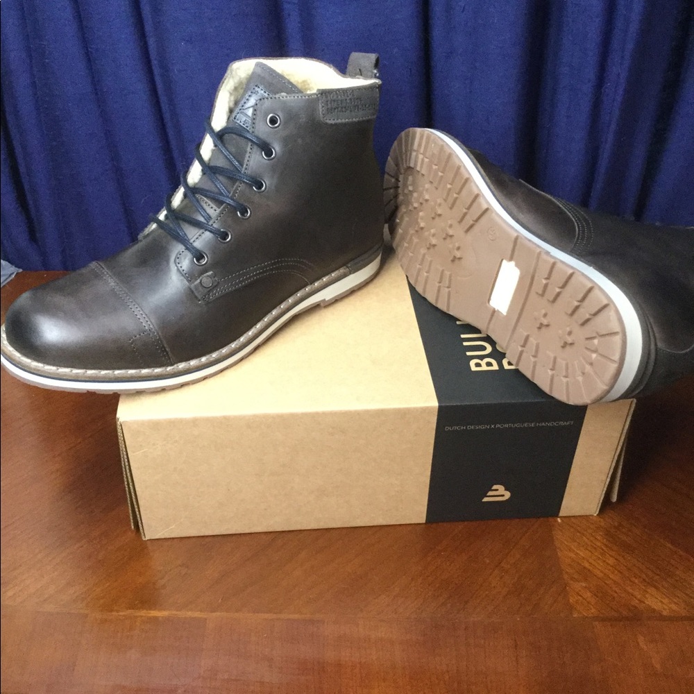 Brand new Bullboxer Gelos boots